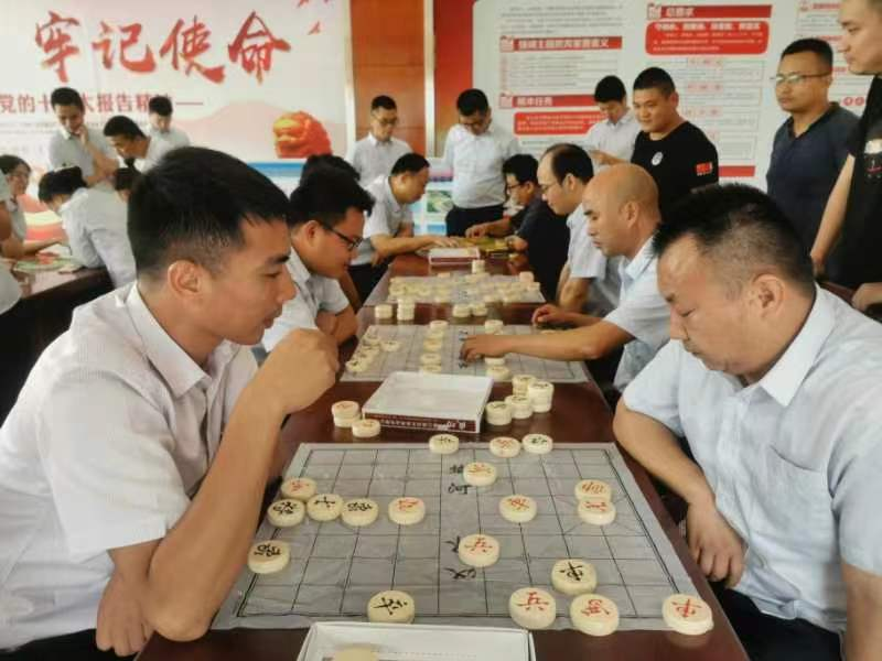 九江二橋工會(huì)舉辦“安源紅 江投美”職工象棋、跳棋競賽